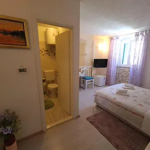 Private In The Center Of Maison d'hôtes